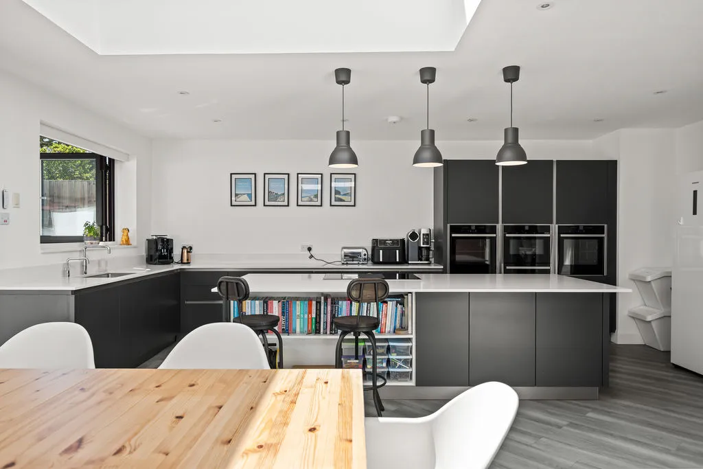 Shrubland Grove, Worcester Park KT4 8TB, photo 10