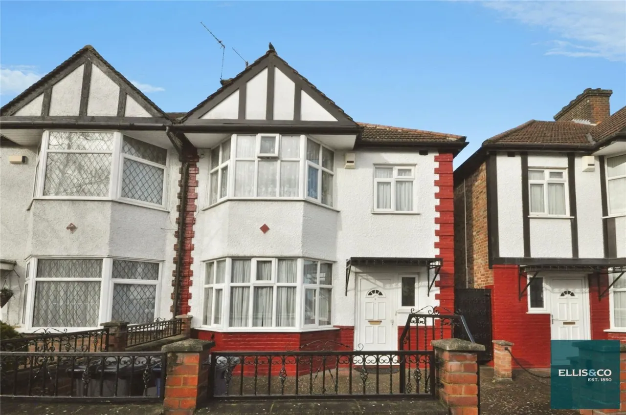 Wentworth Avenue, Finchley, N3, photo 16