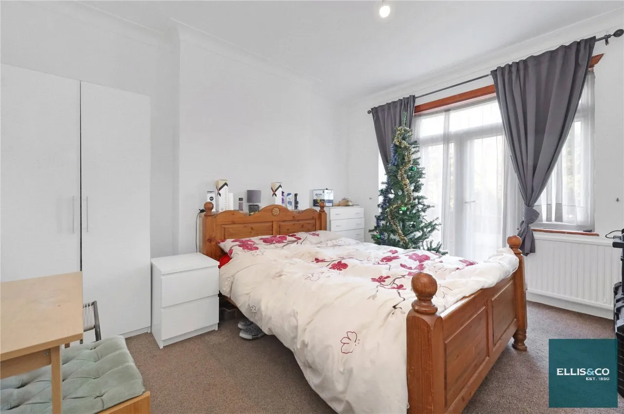 Wentworth Avenue, Finchley, N3, photo 10