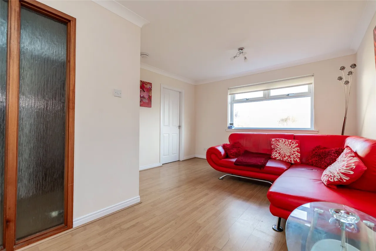 Jesmond Square South, Bridge of Don, AB22, photo 3