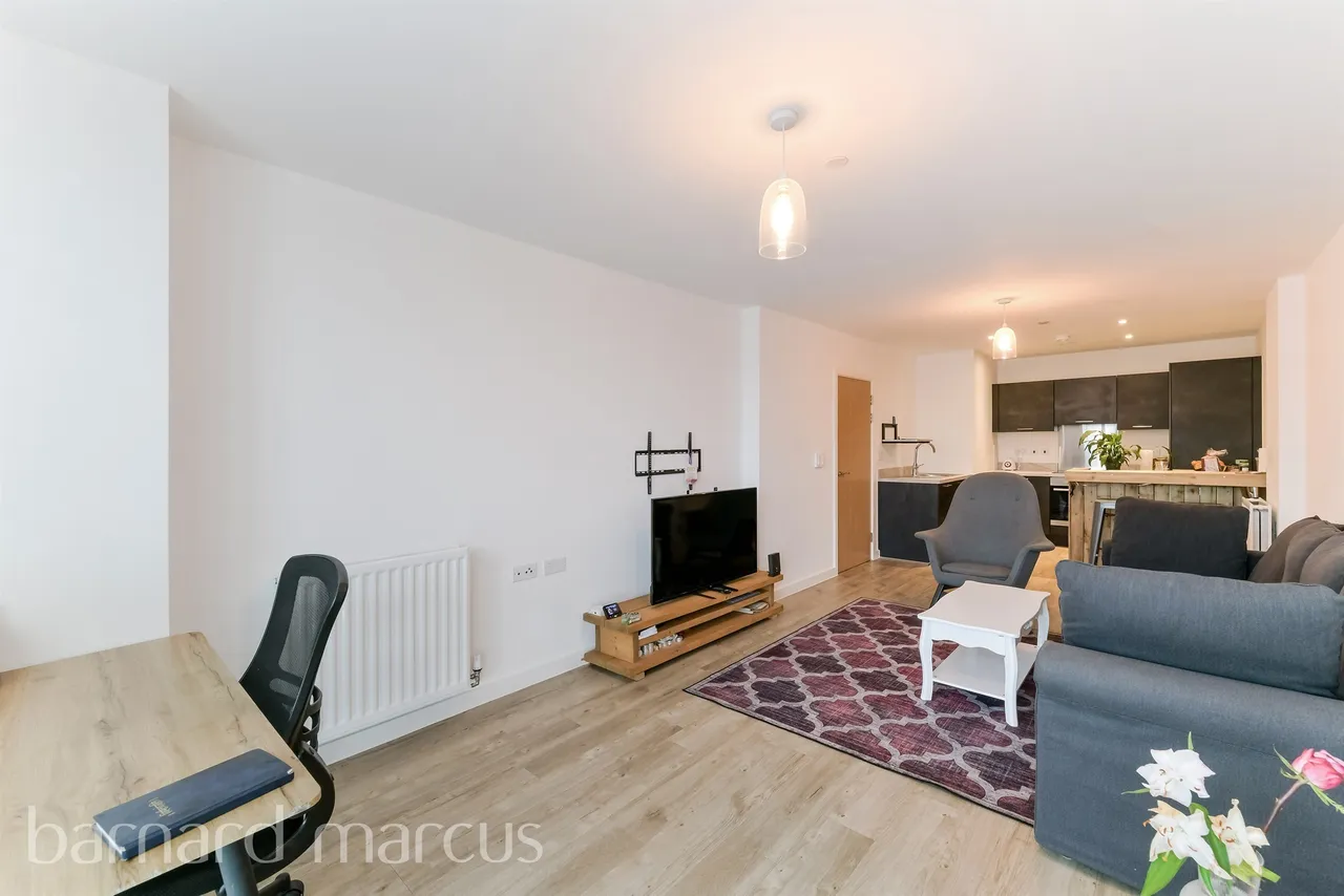 Marketfield Way, Redhill, RH1, photo 7