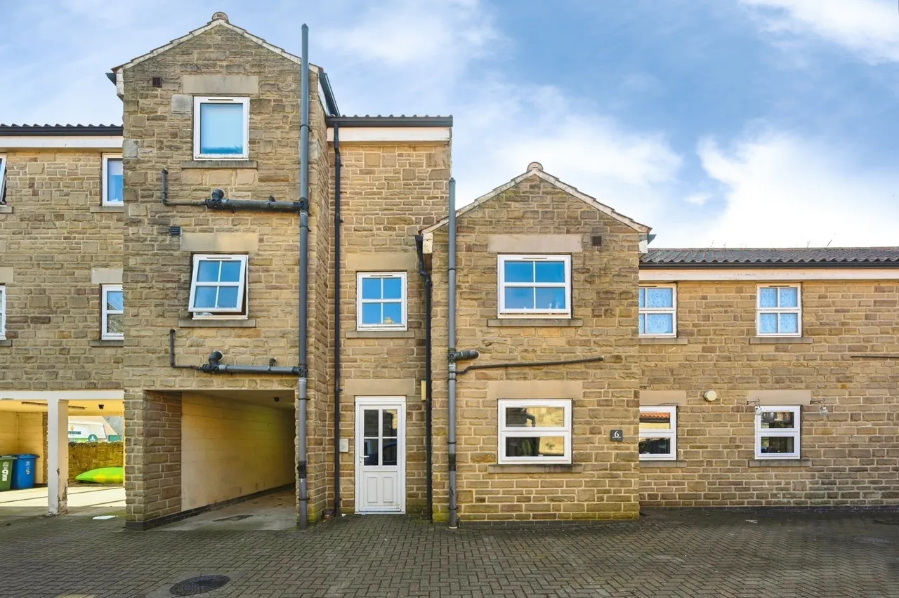 2 bed flat for sale — Gardiners Court, Mansfield Woodhouse, Mansfield, Nottinghamshire, NG19