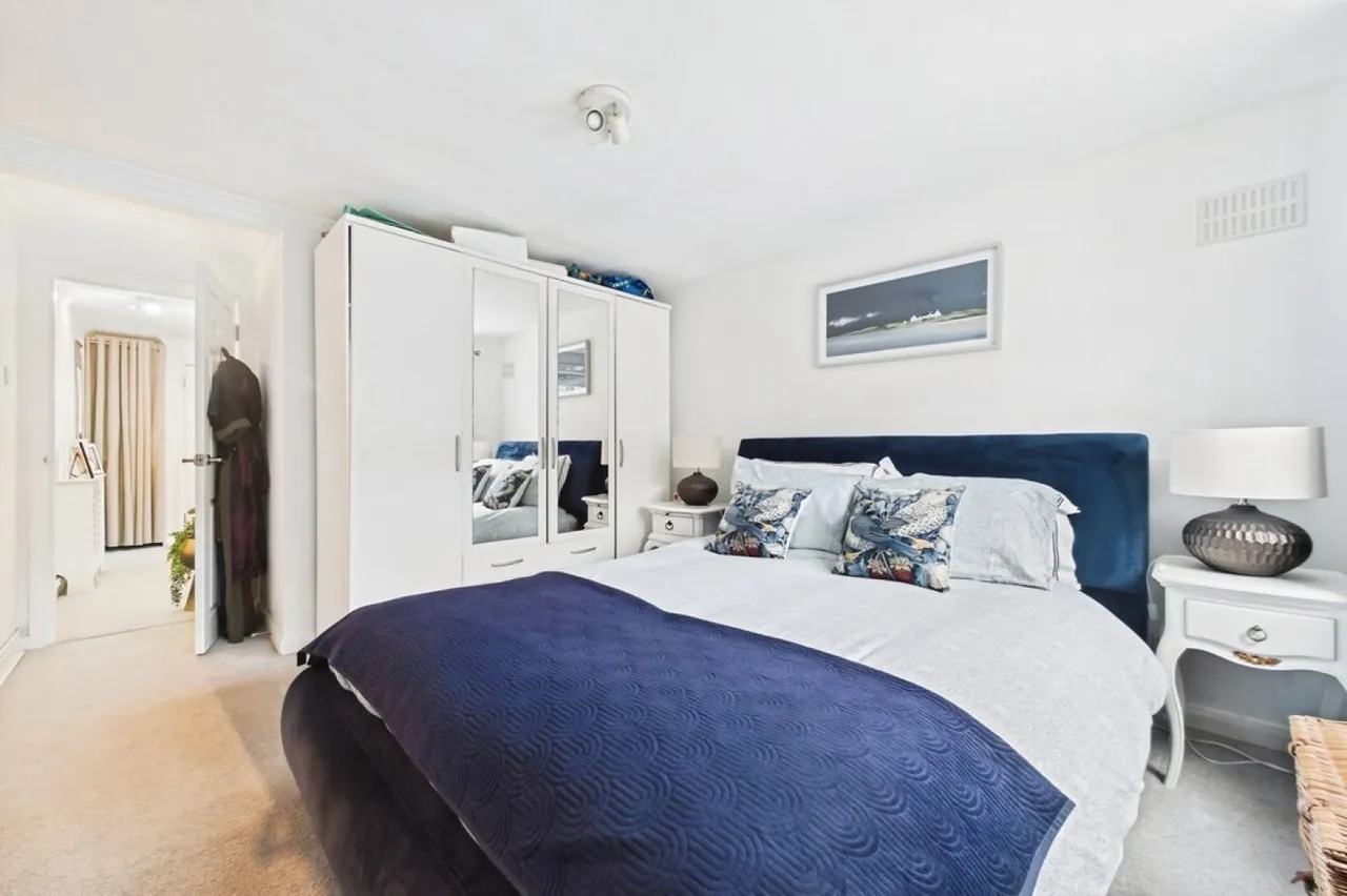 Shorncliffe Road, Folkestone, photo 12