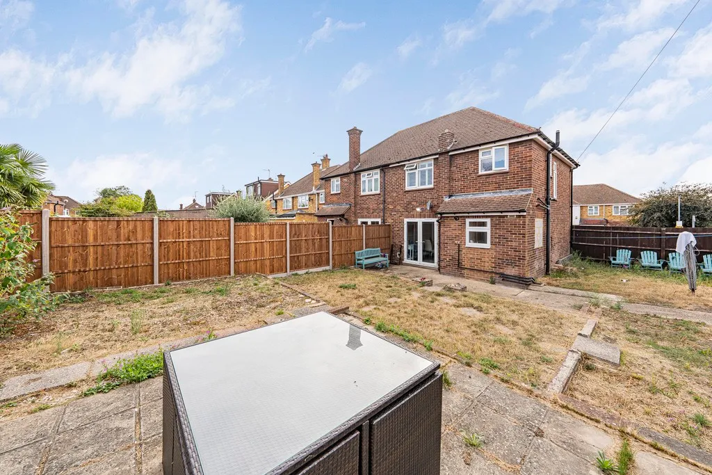 Peel Way, Hillingdon, UB8, photo 17