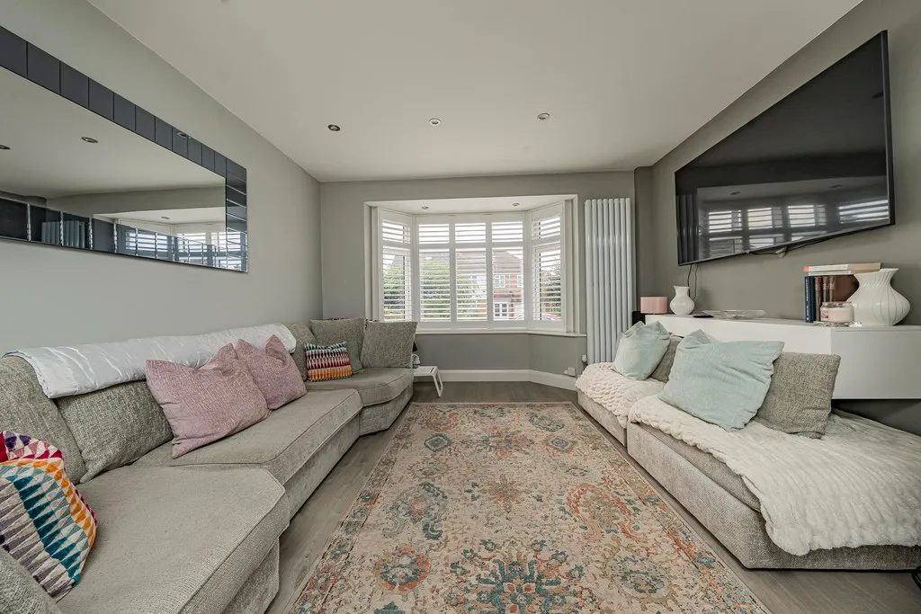Peel Way, Hillingdon, UB8, photo 18