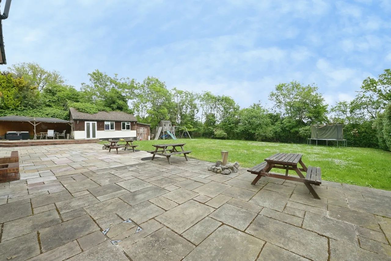 Broxhill Road, Havering-Atte-Bower, Romford, RM4, photo 34