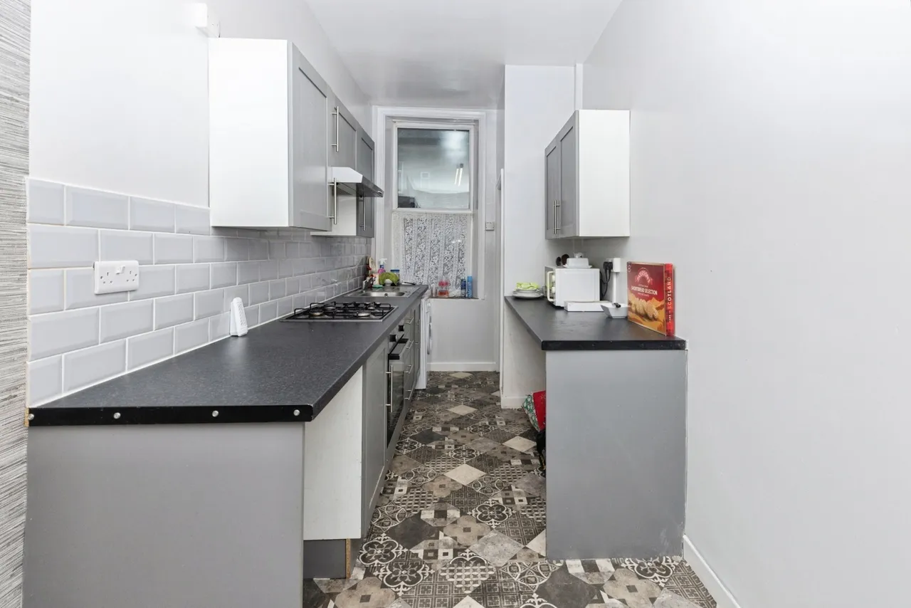 Chestnut Street, Halifax, West Yorkshire, HX1, photo 3