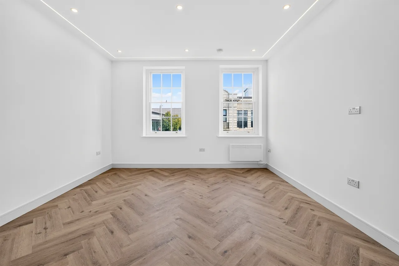 Longfield Street, London, SW18, photo 8