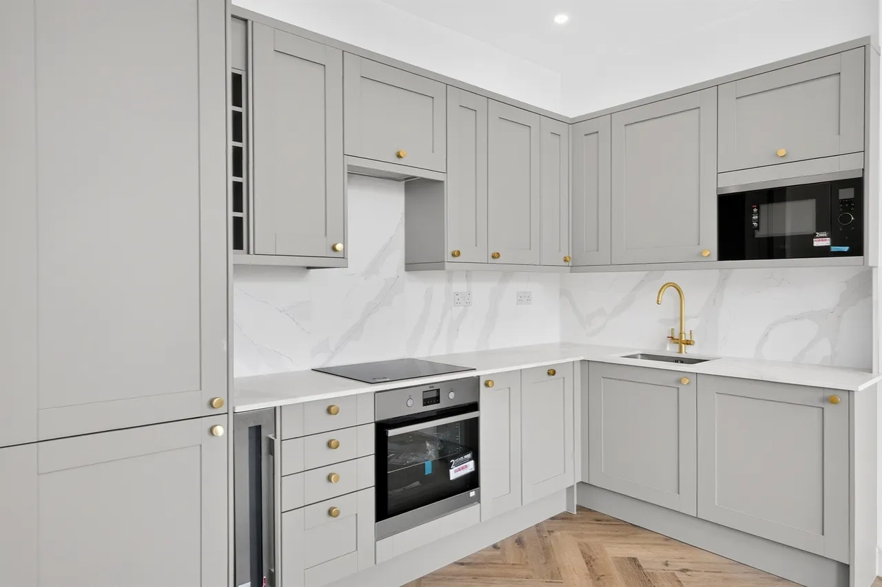 Longfield Street, London, SW18, photo 5