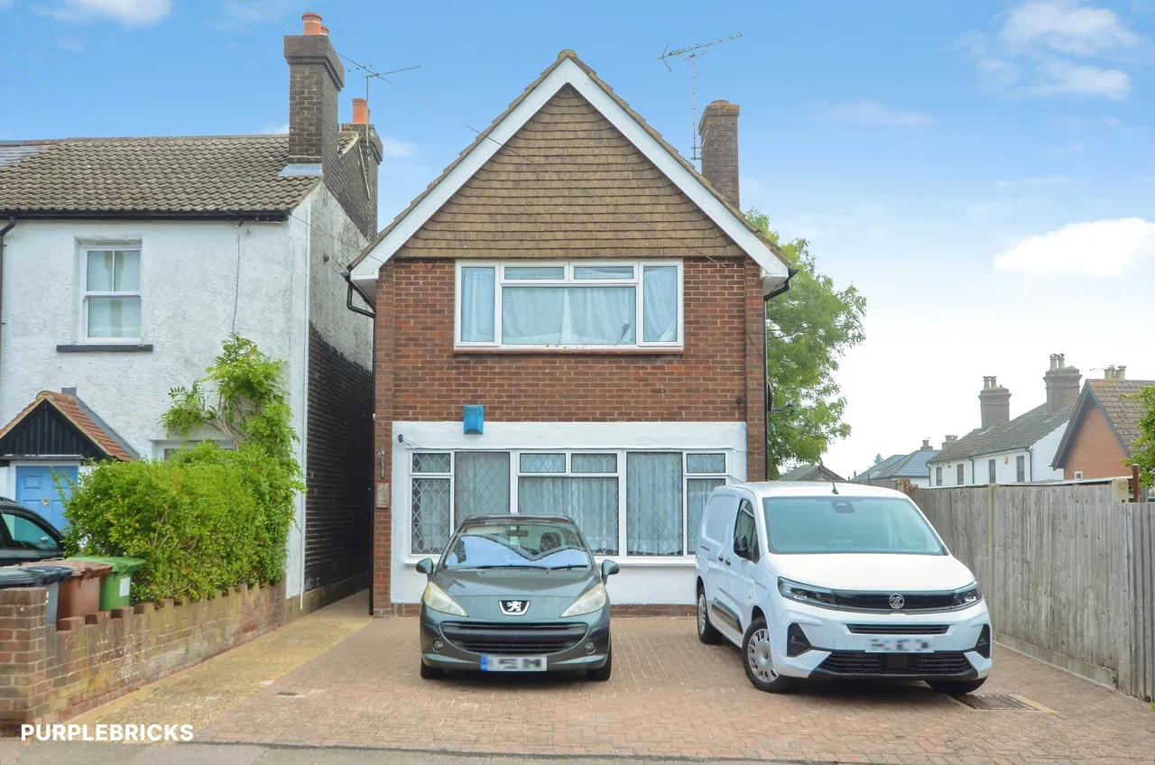 2 bed flat for sale, London Road, Radlett, WD7