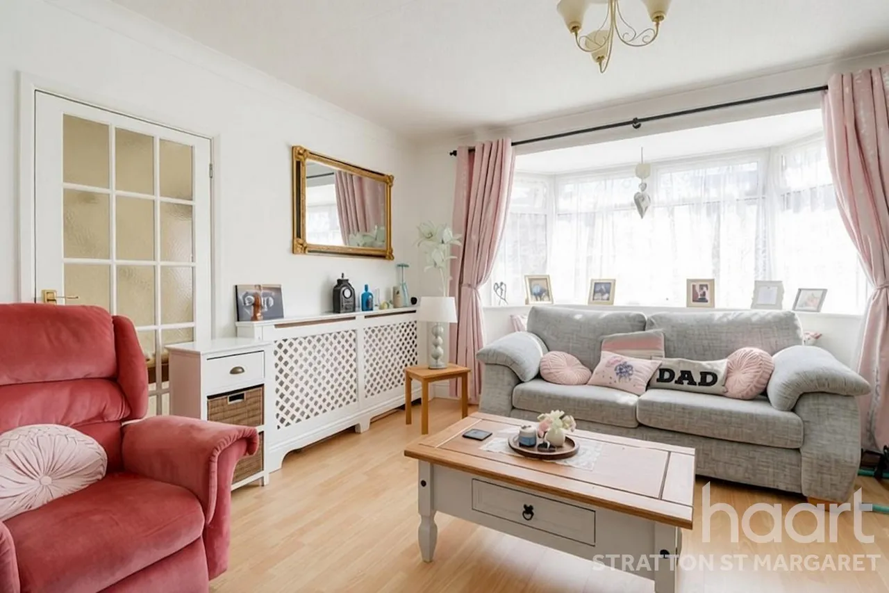 Upham Road, Swindon, SN3, photo 4