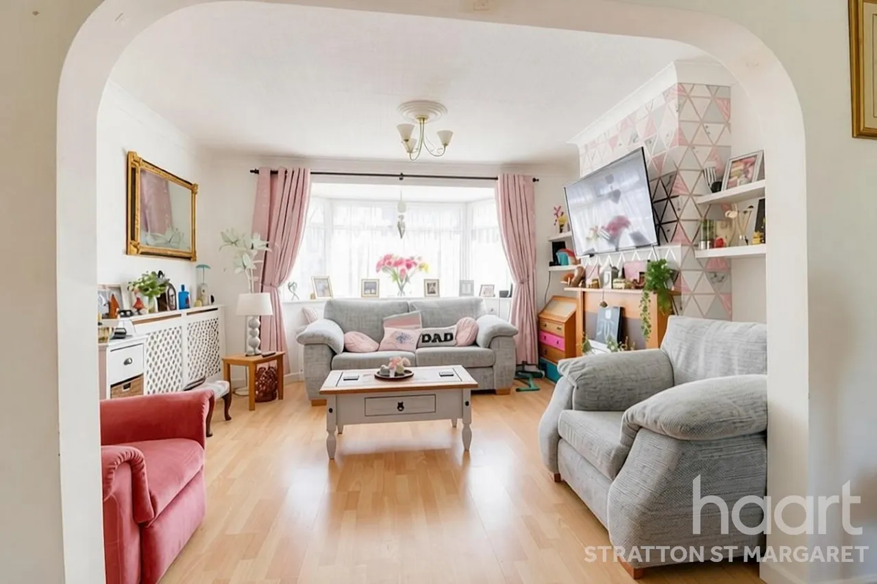 Upham Road, Swindon, SN3, photo 2