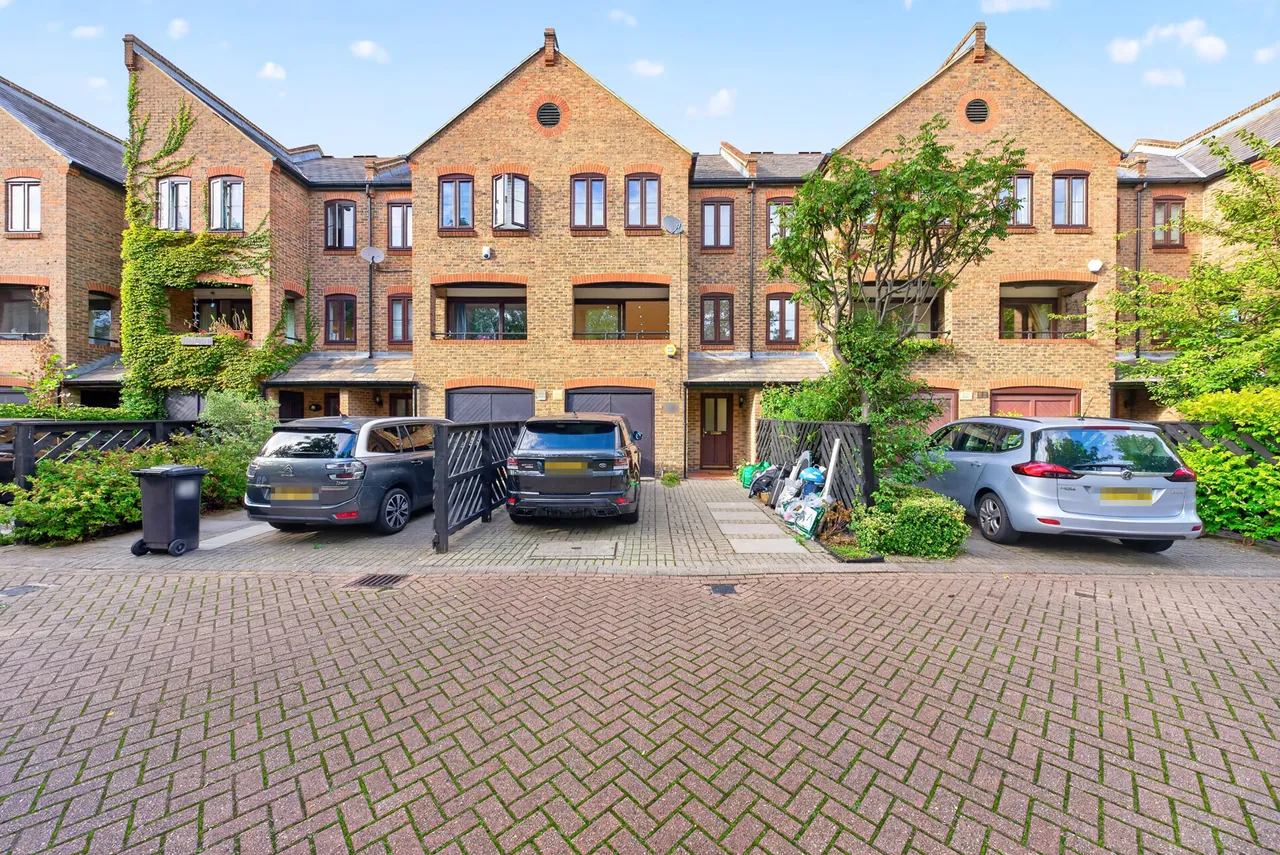 Plymouth Wharf, London, E14, photo 19