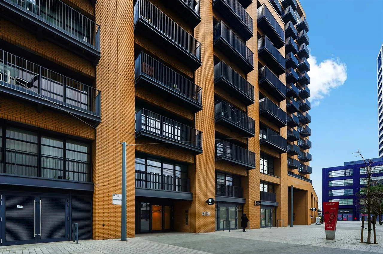 Lyell Street, London City Island, E14, photo 13