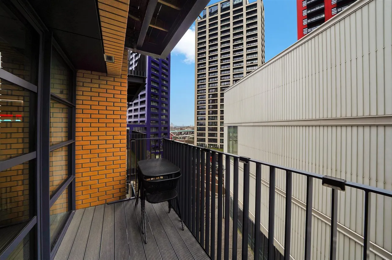 Lyell Street, London City Island, E14, photo 6