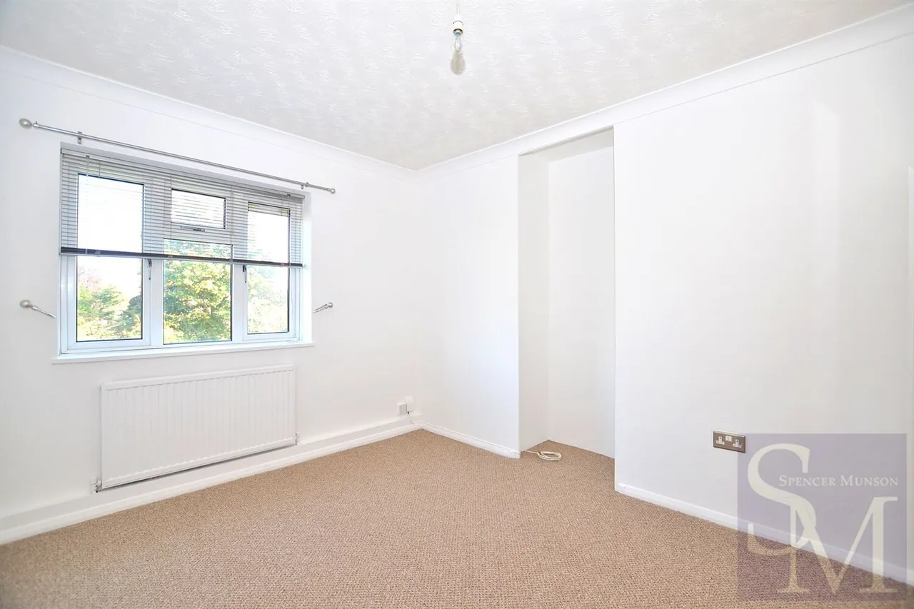 Loughton, IG10, photo 7