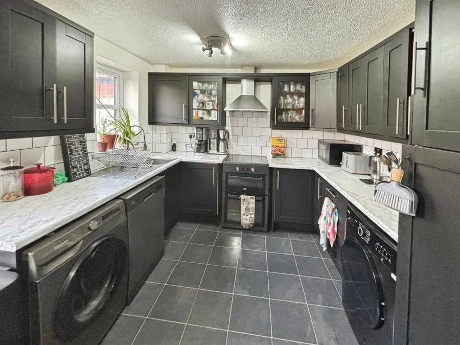 Osborne Square, Cardiff, CF11, photo 6