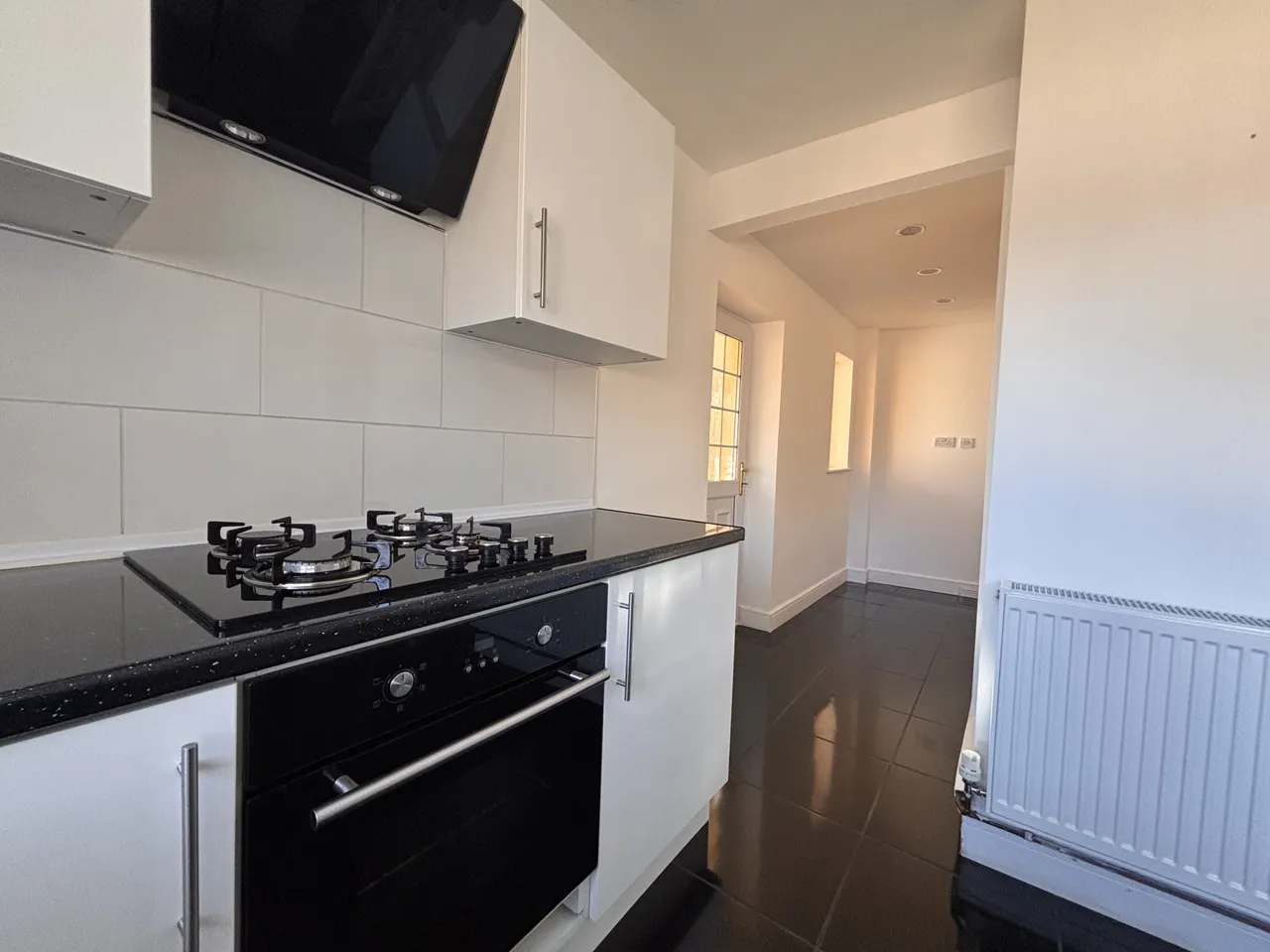 Evesham Crescent, WS3, photo 5