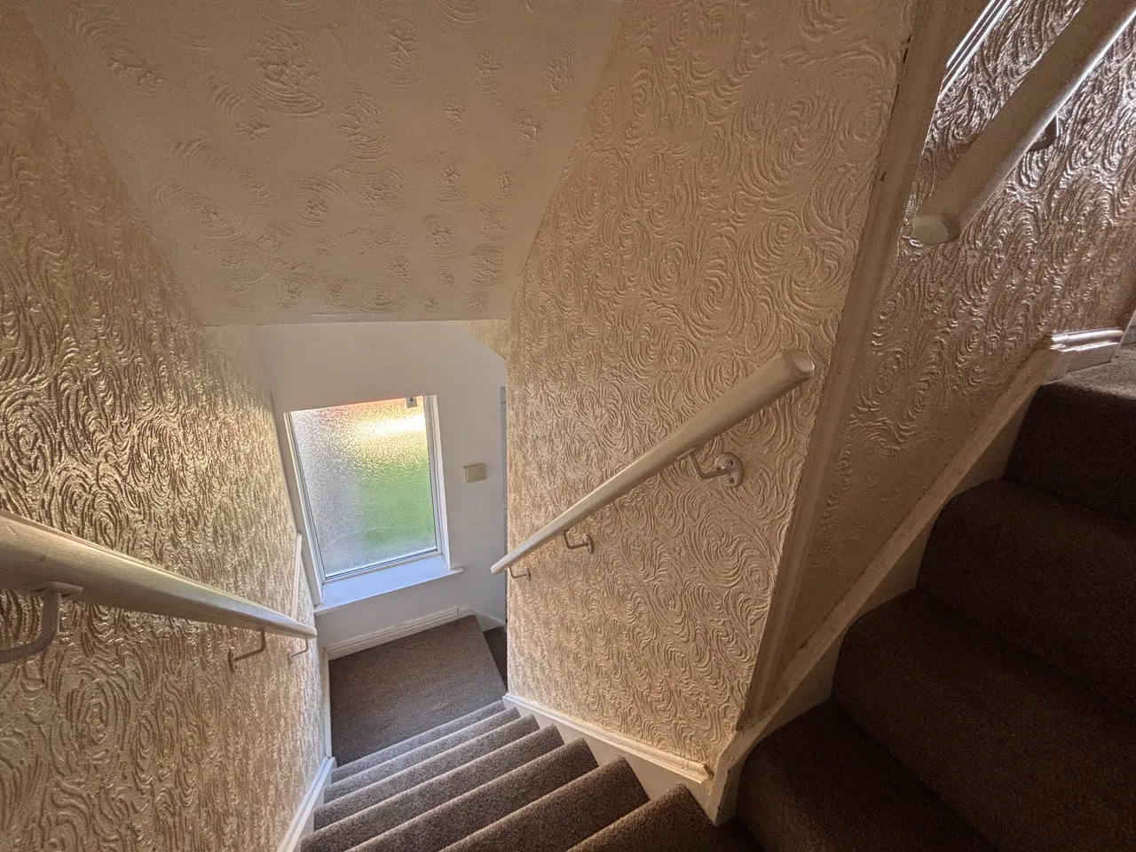 Evesham Crescent, WS3, photo 10