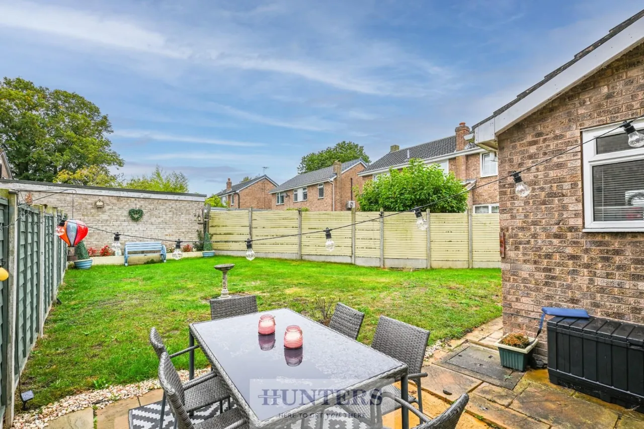 Field Avenue, Thorpe Willoughby, YO8, photo 23