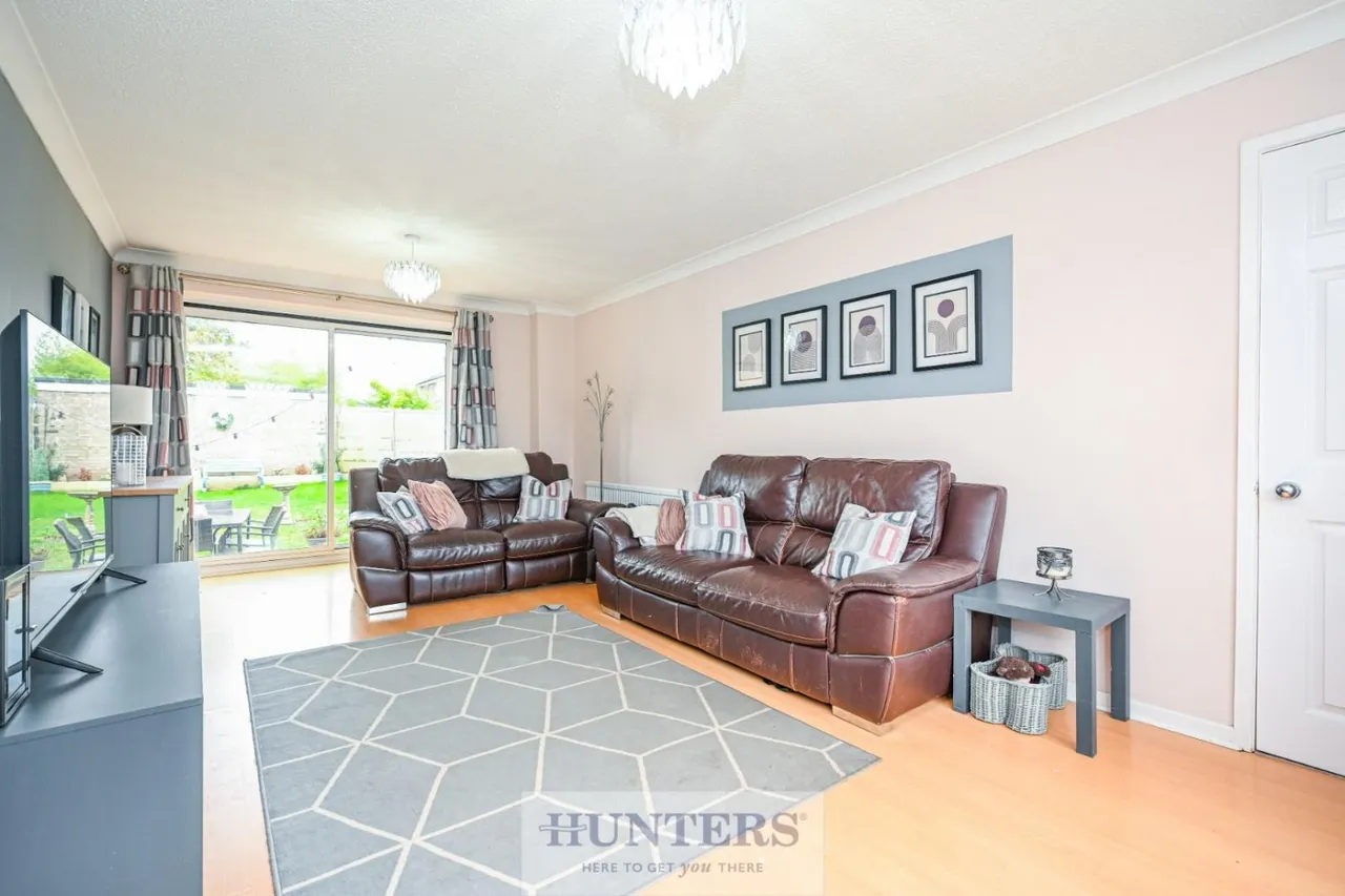 Field Avenue, Thorpe Willoughby, YO8, photo 6