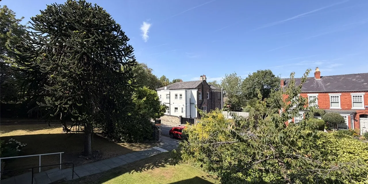 Roslin Road, Oxton VIllage, CH43, photo 22