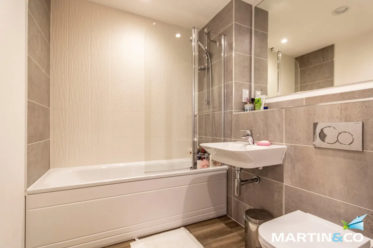 Hamilton Apartments, Spring Street, Birmingham, B15, photo 7
