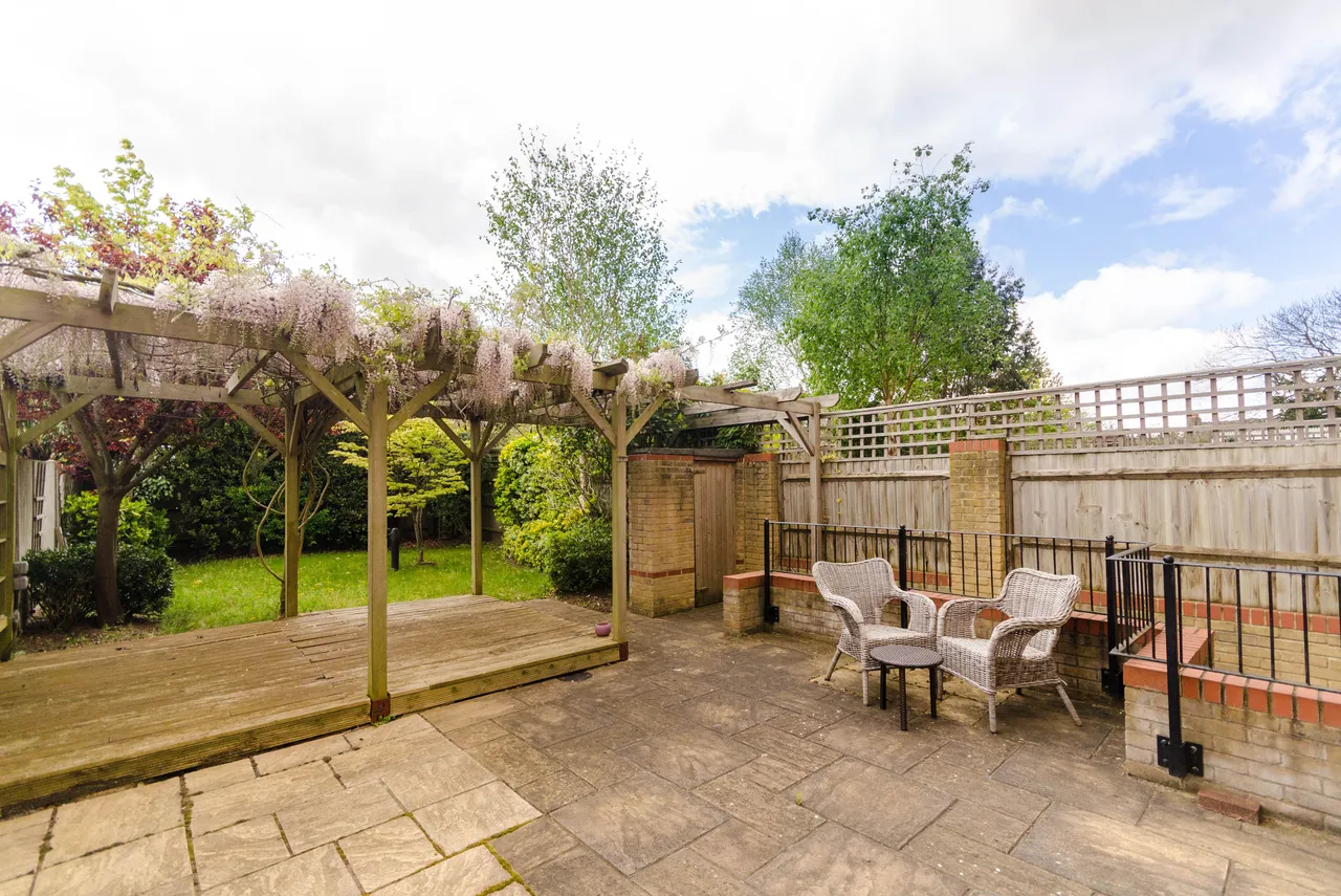 Surbiton, KT6, photo 5