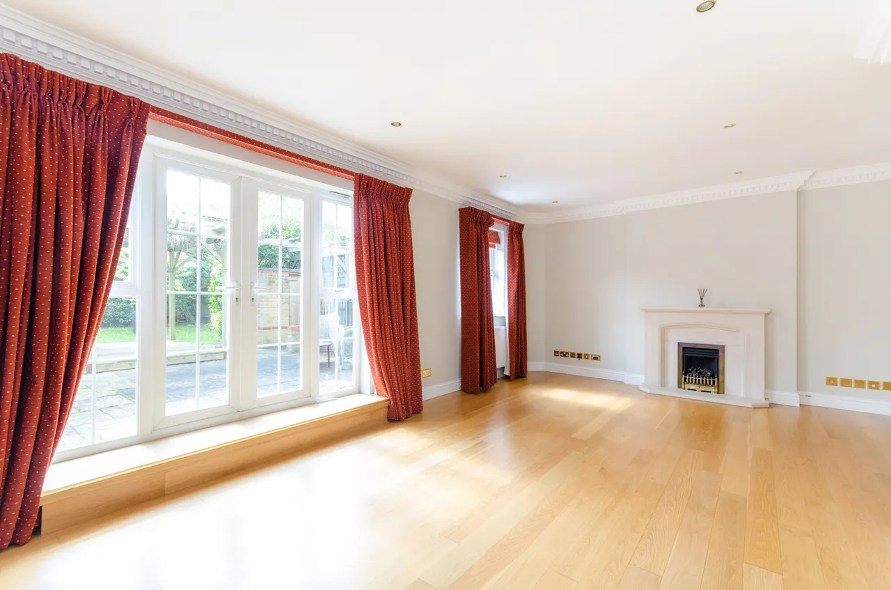 Surbiton, KT6, photo 2