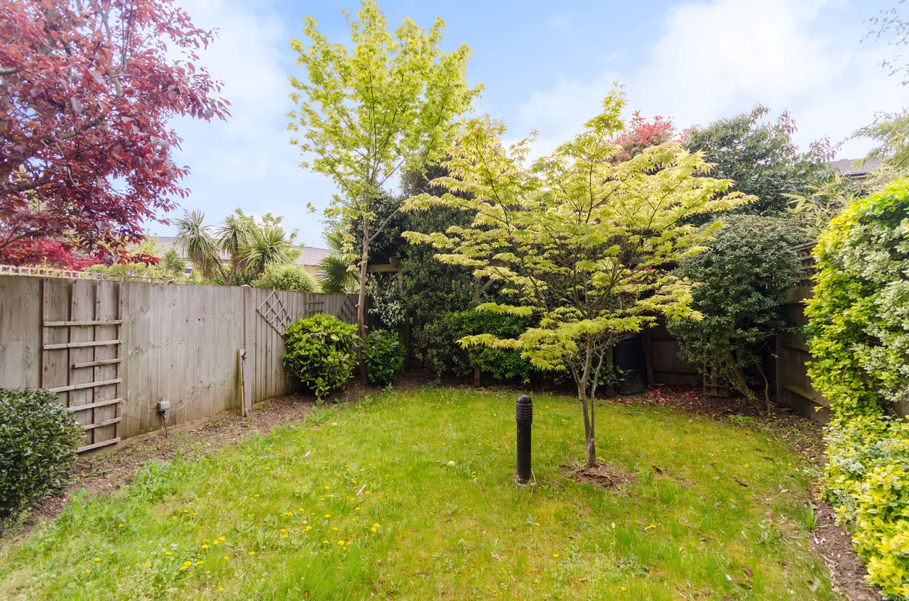 Surbiton, KT6, photo 20