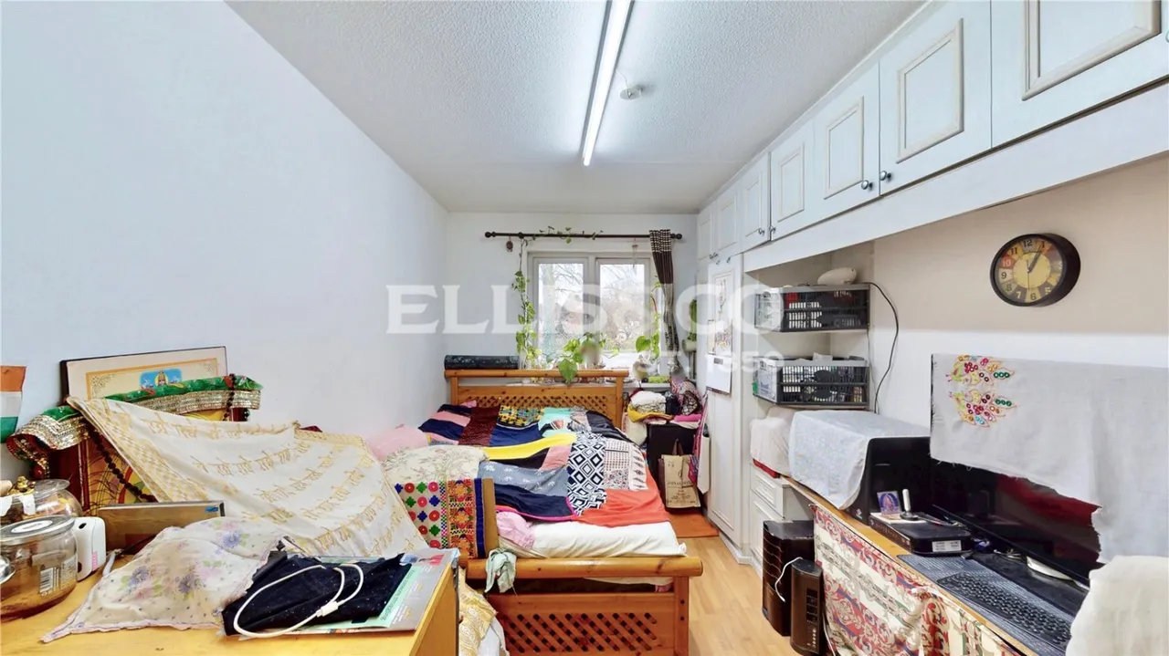 Barham Close, Wembley, HA0, photo 6