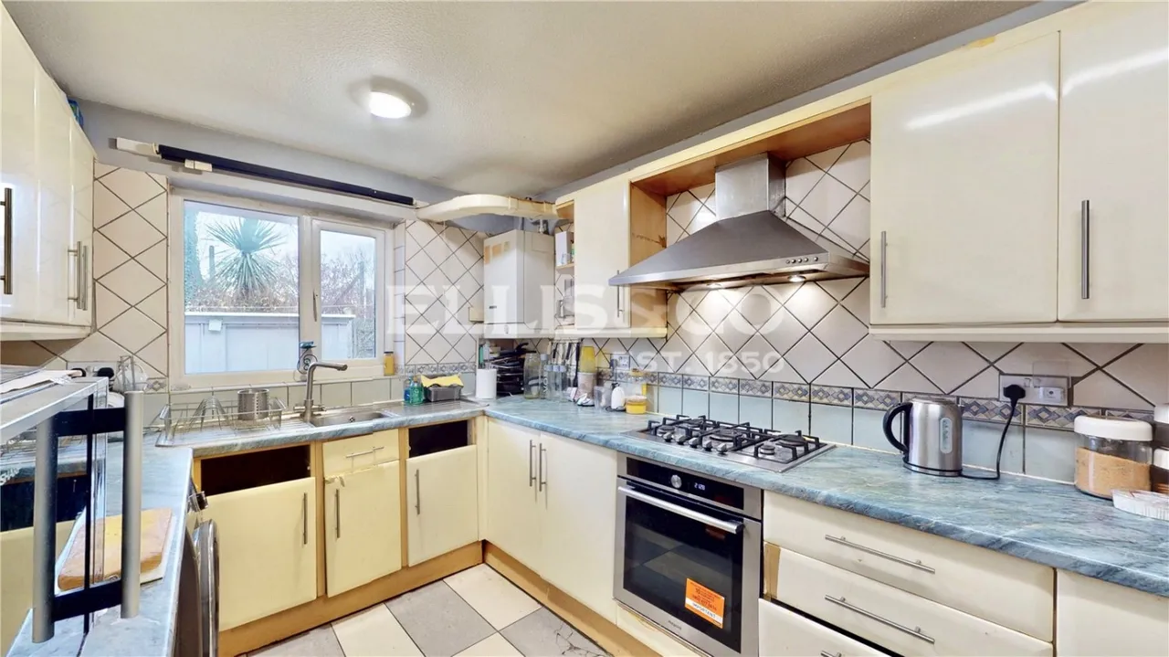 Barham Close, Wembley, HA0, photo 4