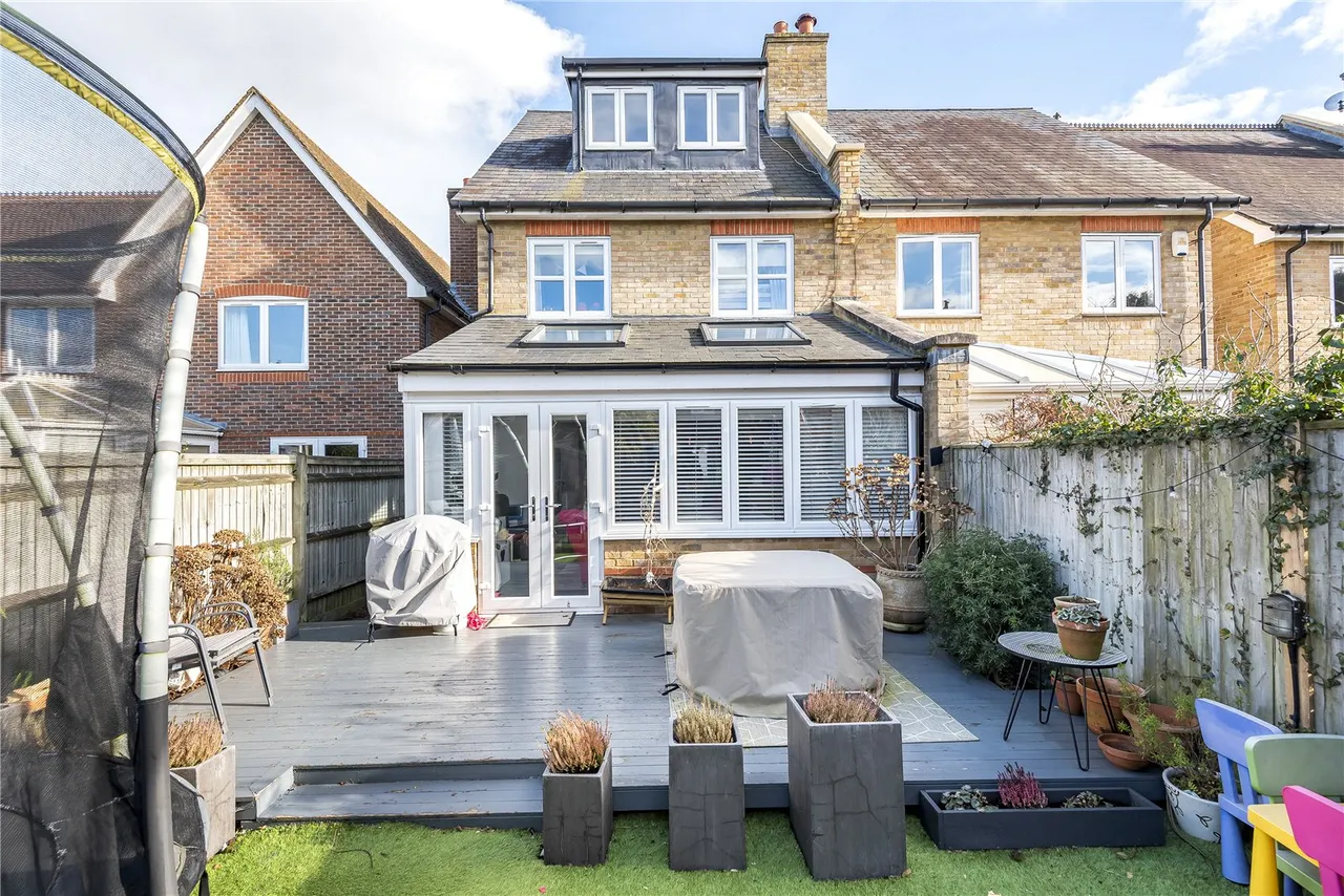 Harvey Drive, Hampton, TW12 2FB, photo 10