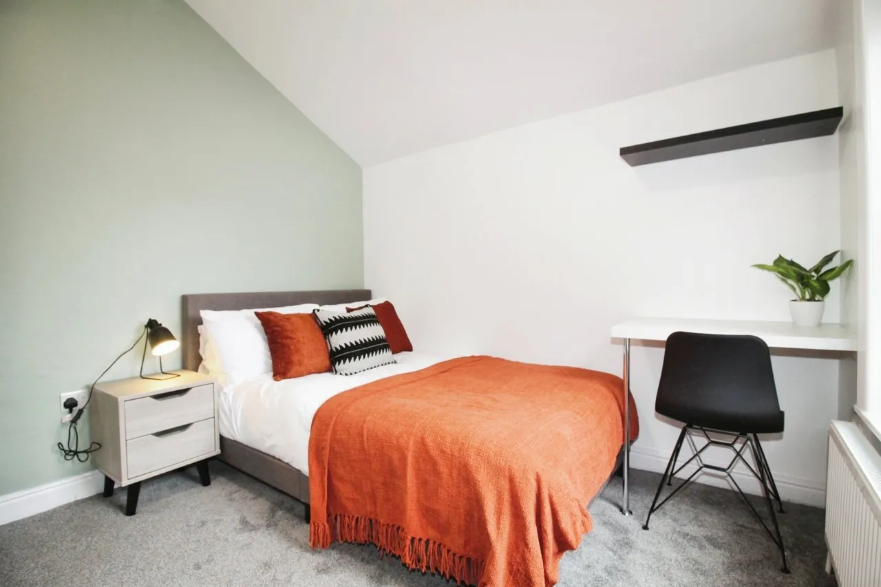 Cardigan Road, Hyde Park, LS6, photo 14