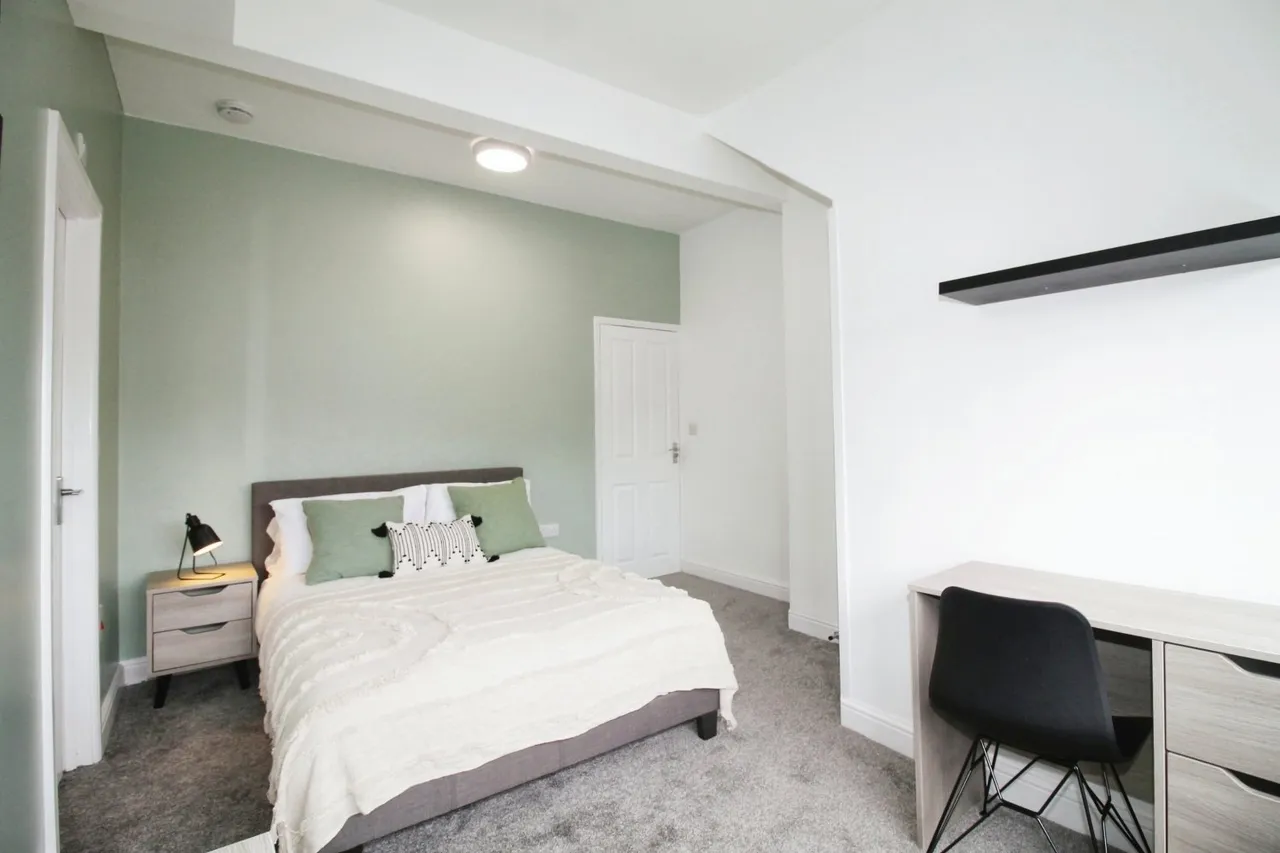 Cardigan Road, Hyde Park, LS6, photo 7