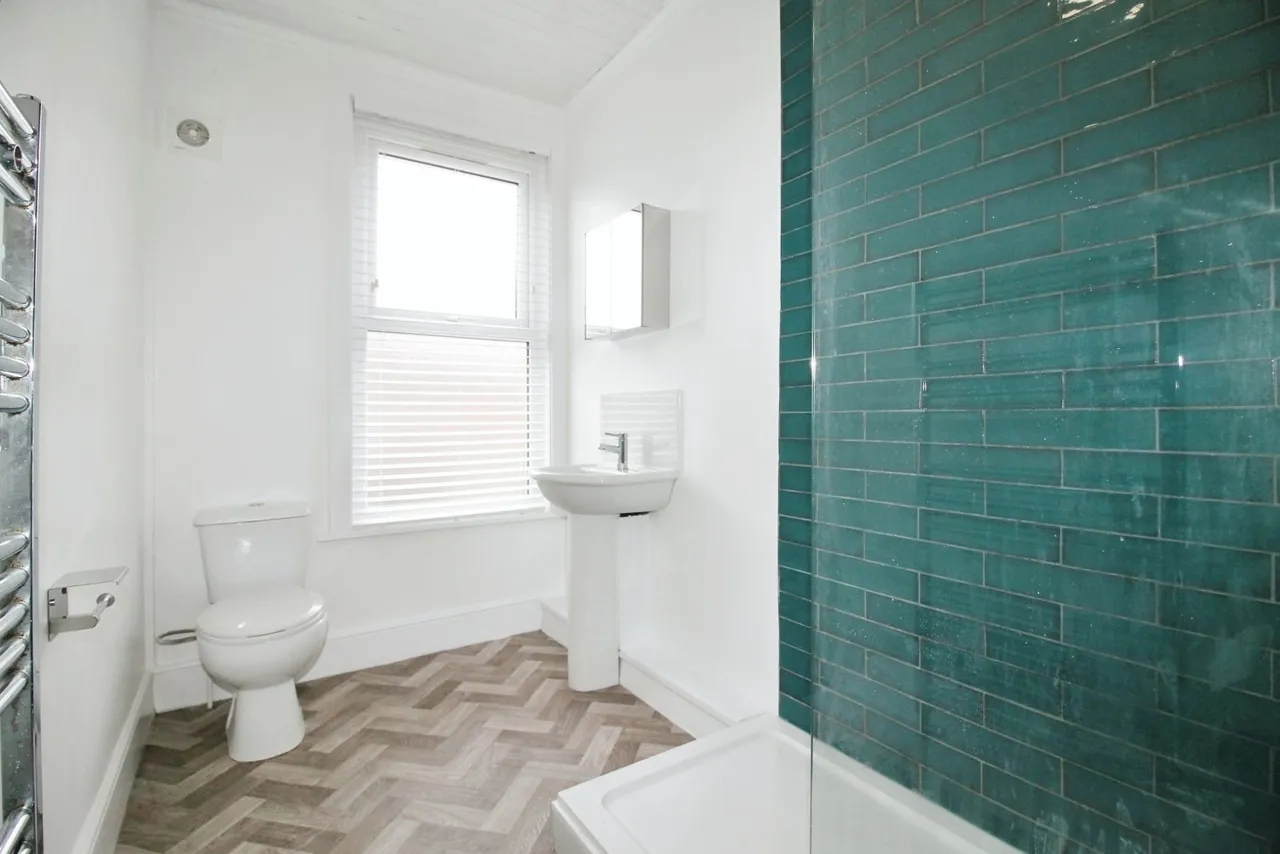 Cardigan Road, Hyde Park, LS6, photo 19