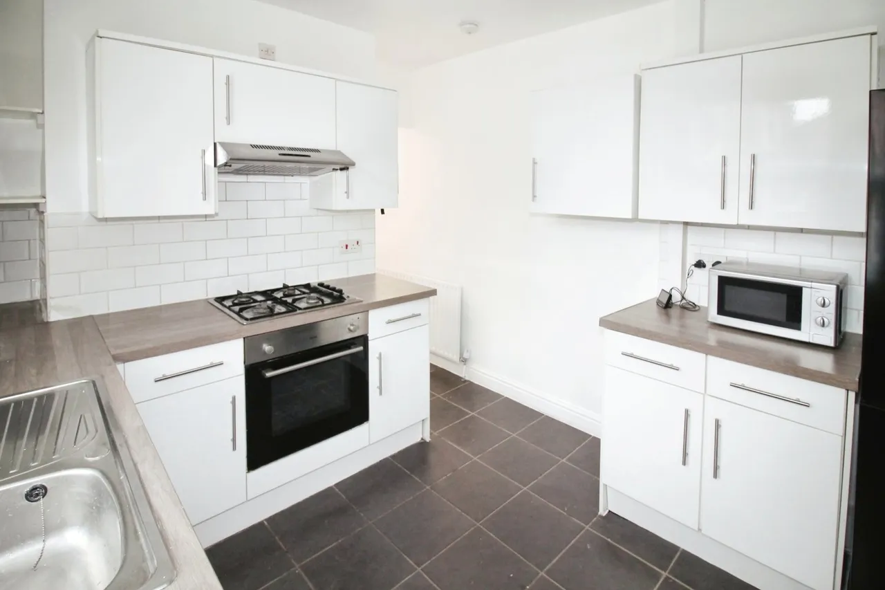 Cardigan Road, Hyde Park, LS6, photo 3