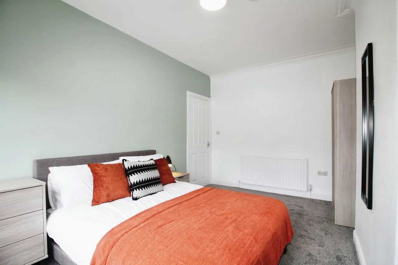 Cardigan Road, Hyde Park, LS6, photo 13