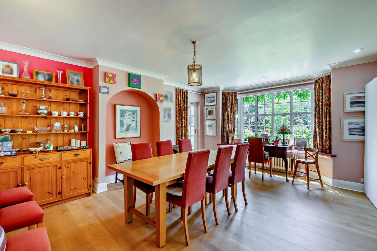 Echo Barn Lane, Wrecclesham, Farnham, Surrey, GU10 4NG, photo 3