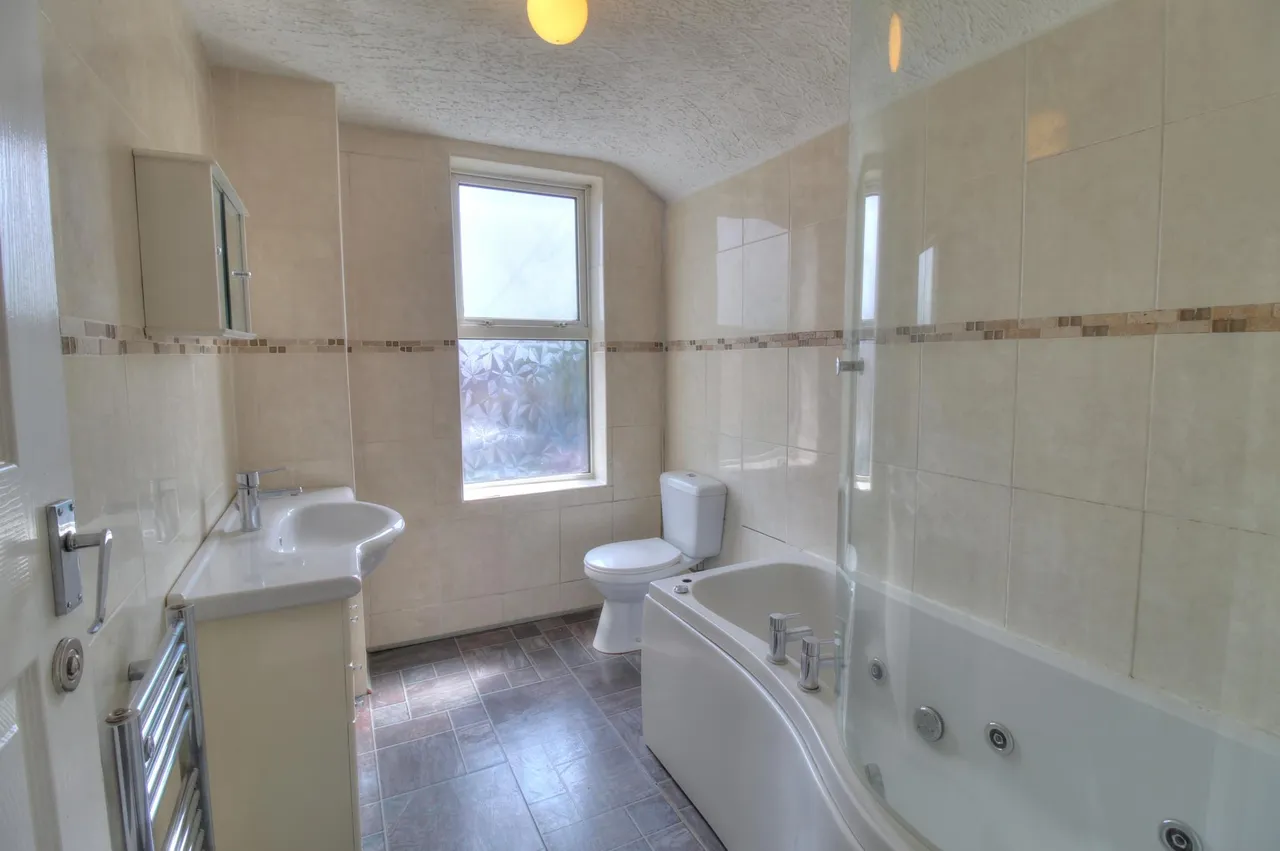 Dudley Road, Sedgley, DY3, photo 16