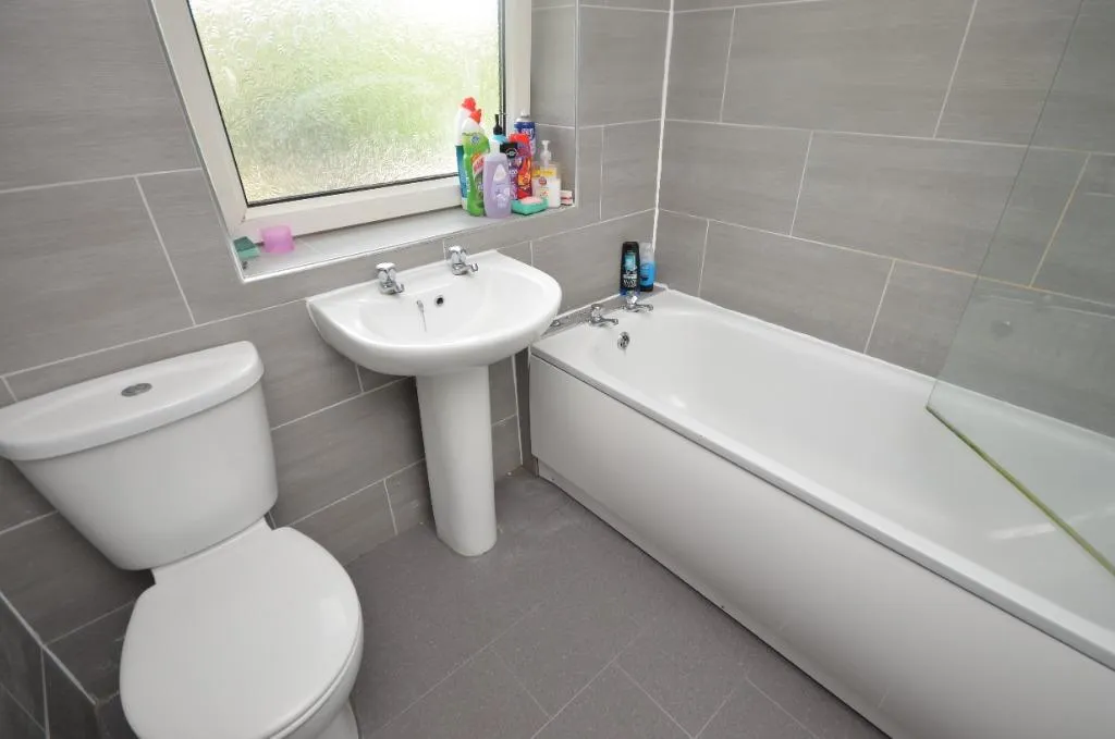 Chelveston Drive, Corby, NN17, photo 8