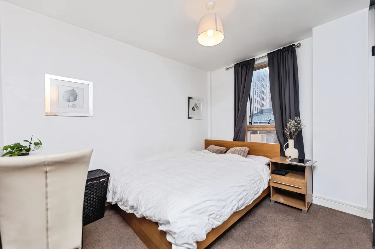 Bowman Lane, Leeds, LS10, photo 10