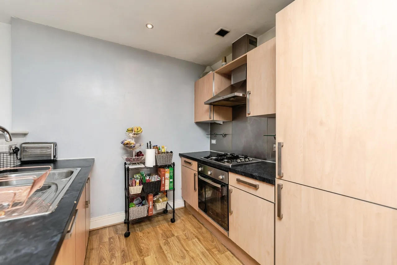 Bowman Lane, Leeds, LS10, photo 8