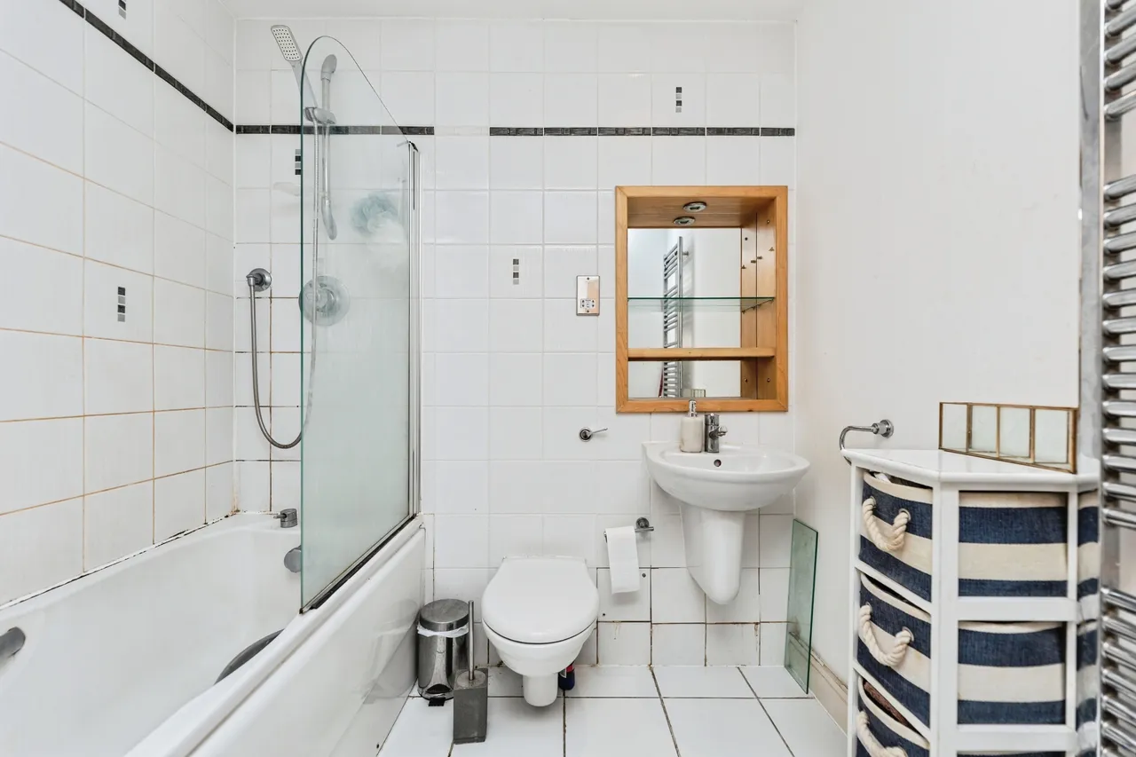 Bowman Lane, Leeds, LS10, photo 14