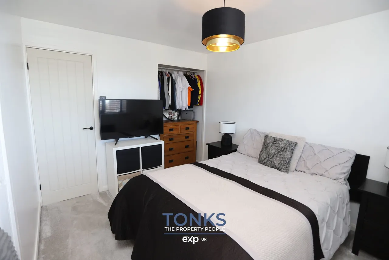 Roach Close, Brierley Hill, DY5, photo 9