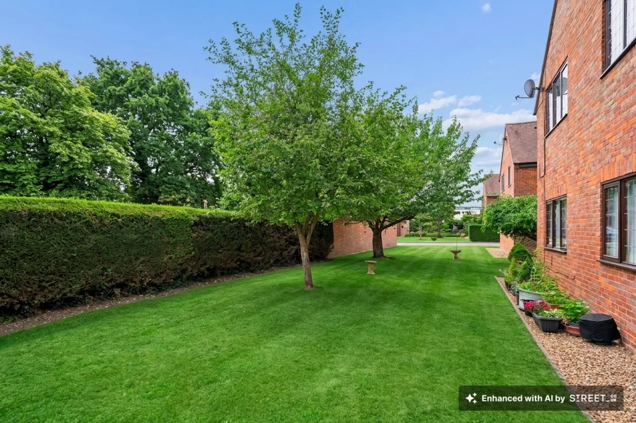 Warwick Road, Seymour Place, HP9, photo 12
