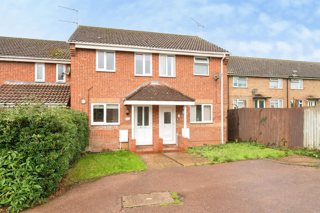2 bed house for sale — Southgates Drive, Fakenham