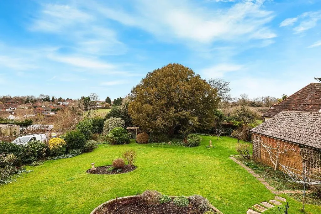 Farleigh Road, Warlingham, photo 20