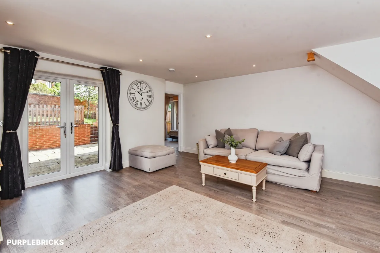 Elmhurst Gardens, Trowbridge, BA14, photo 5