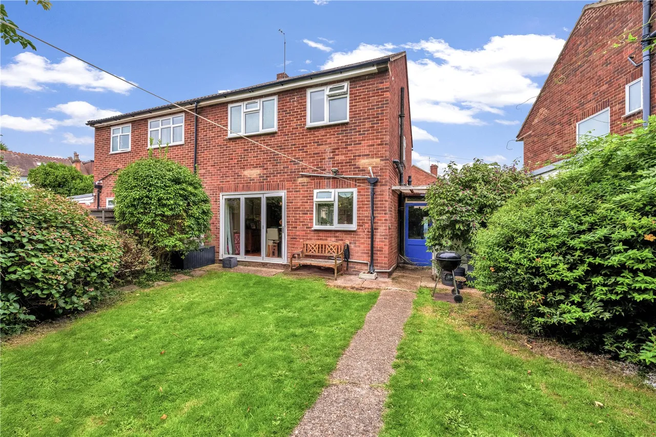 Princes Close, Teddington, TW11 0RX, photo 2